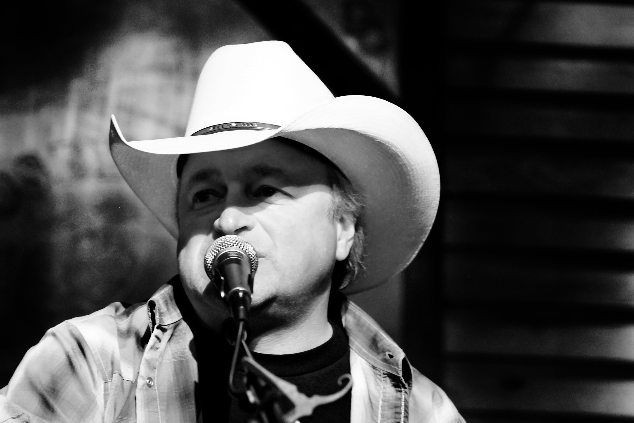 Mark Chesnutt Takes Break from Touring for Health Reasons - Nuevo Country